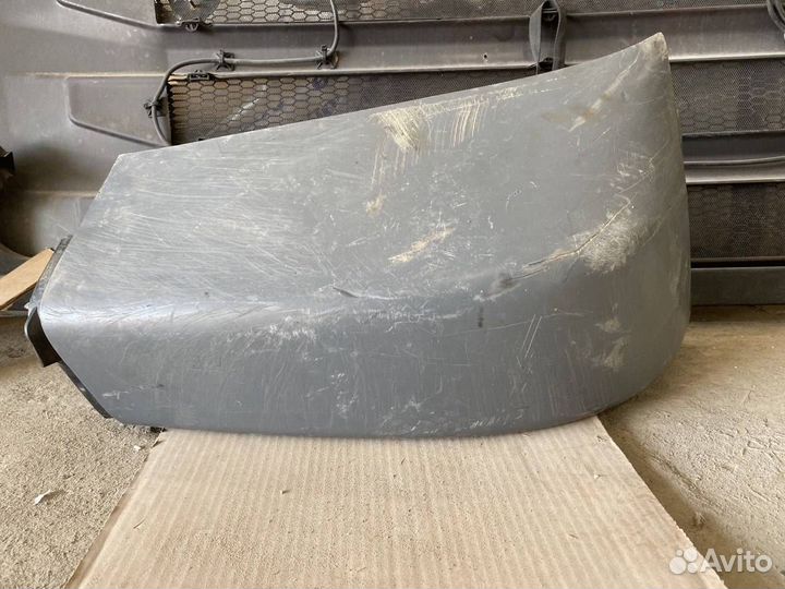 Угол бампера Volvo FH4 84030032