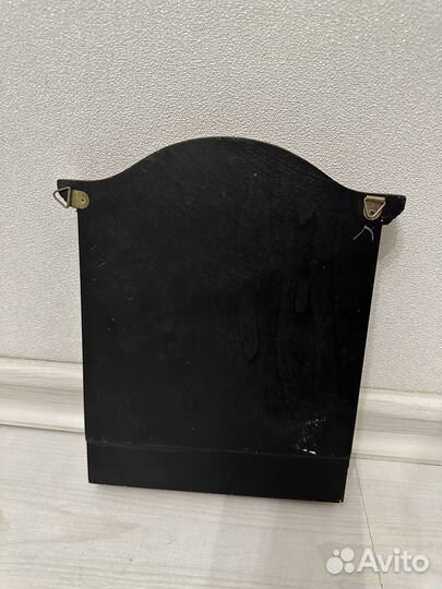 Вешалка настенная для кухни