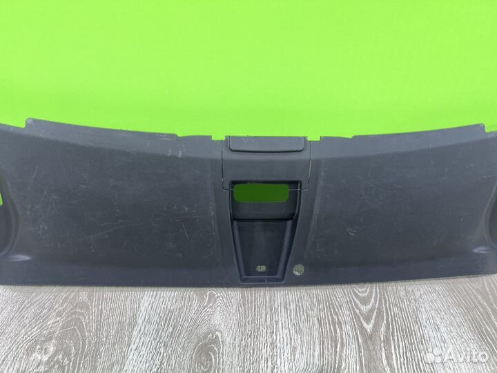 Накладка передней панели Audi A8 D4 4H0807081