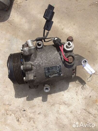 Компрессор кондиционера Mitsubishi Lancer 10 1.5