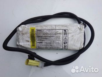 Подушка безопасности в сиденье переднее