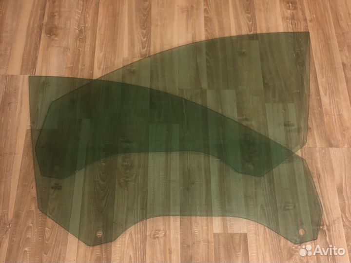 Стекло передней двери Ауди А6 С5