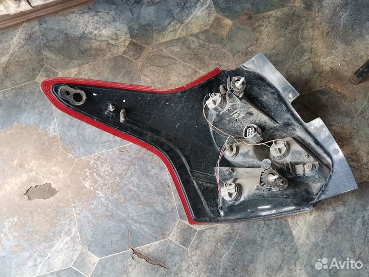 Фонарь задний RH Focus 3 х/б