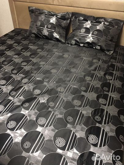 Комплект Турция: покрывало жаккард, 2 наволочки