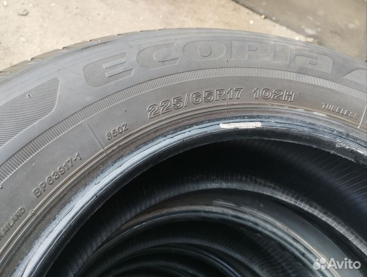 Bridgestone Blizzak LM005 DriveGuard 225/65 R17