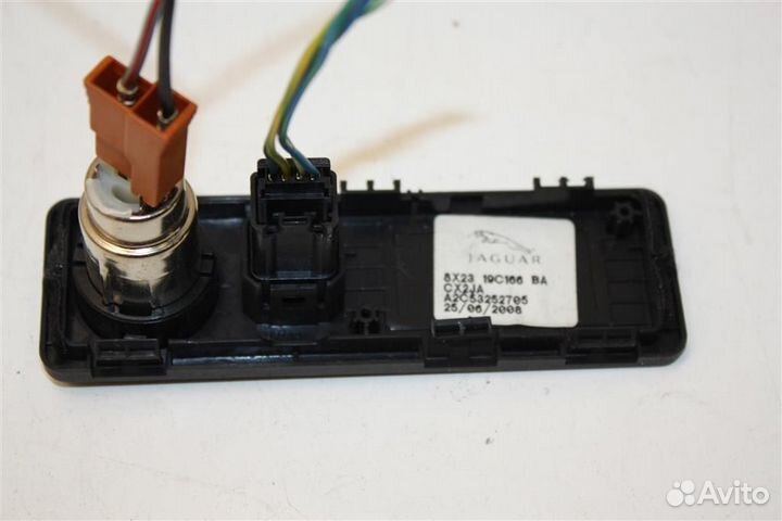 Разем USB и AUX Jaguar XF X250 2007-2011