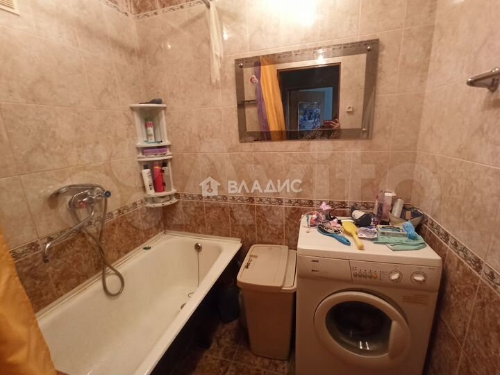 3-к. квартира, 74 м², 2/5 эт.