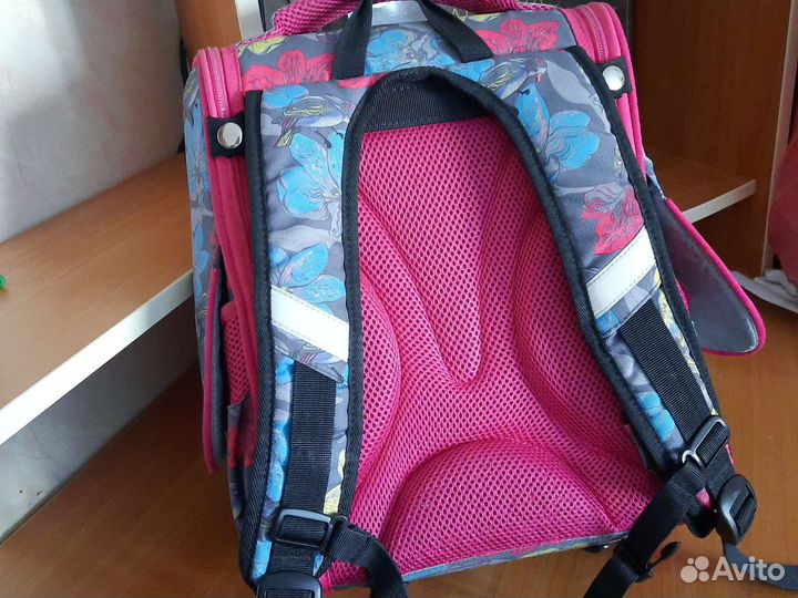 Рюкзак школьный для девочки