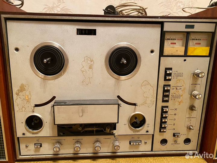 Катушечный магнитофон Ростов 102