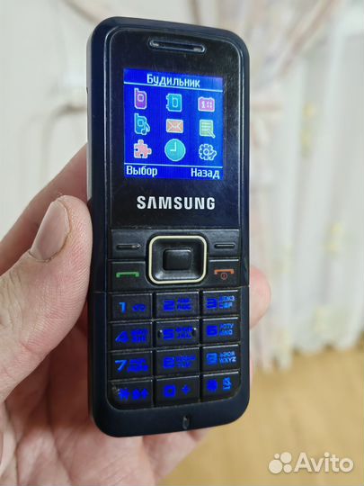 Samsung E1070