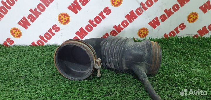 Патрубок воздушного фильтра Mitsubishi Lancer 9