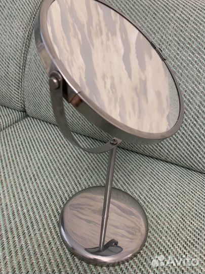 Зеркало для макияжа
