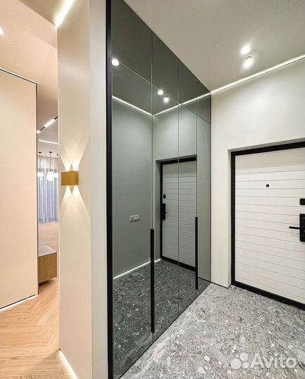 Шкаф в прихожую