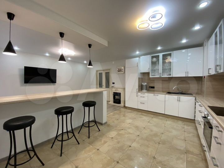 3-к. квартира, 89,3 м², 5/17 эт.