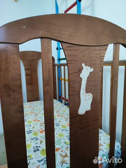 Детская кроватка
