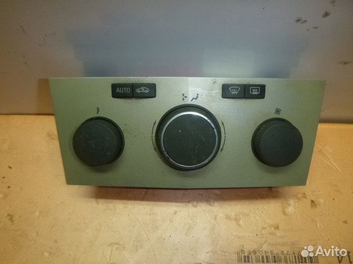 Блок управления печкой opel astra H 2004