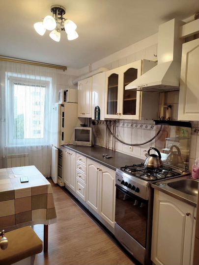 2-к. квартира, 62 м², 8/10 эт.