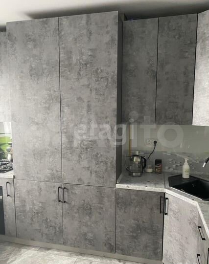 1-к. квартира, 52 м², 1/5 эт.