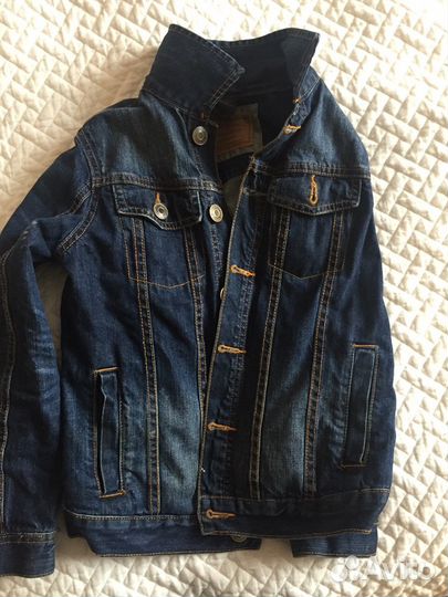Куртка джинсовая