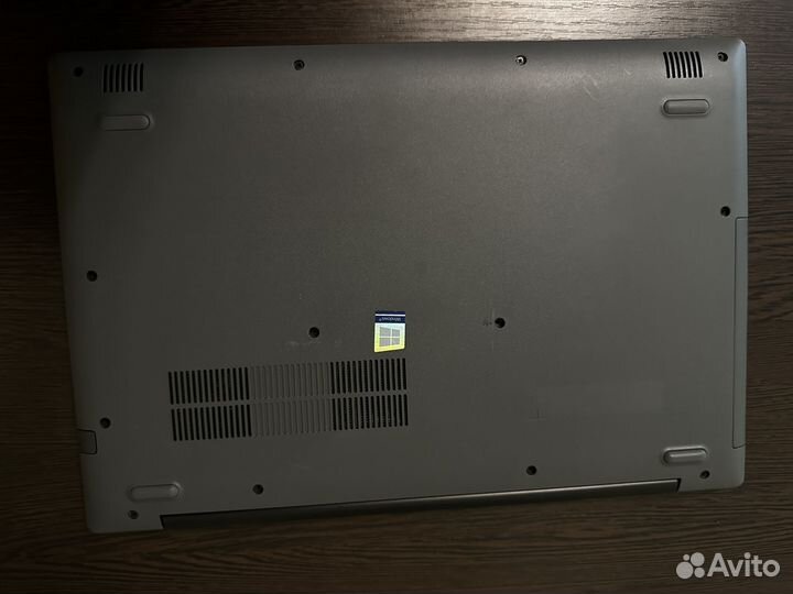 Ноутбук Lenovo