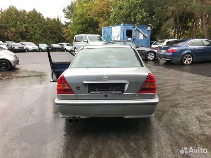 Разбор на запчасти Mercedes C W202