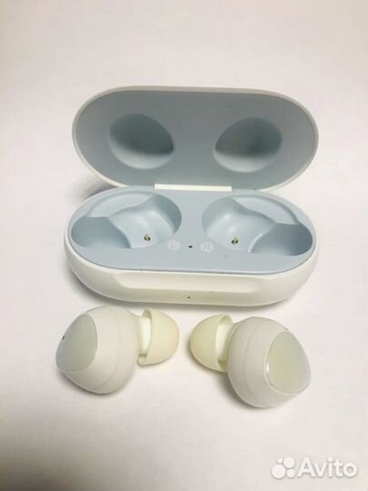 11. Беспроводные наушники