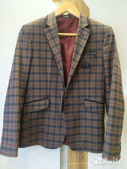 Пиджак для мальчика 164