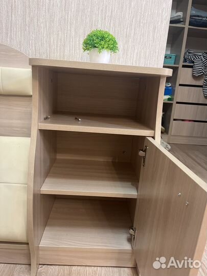 Тумба в прихожую