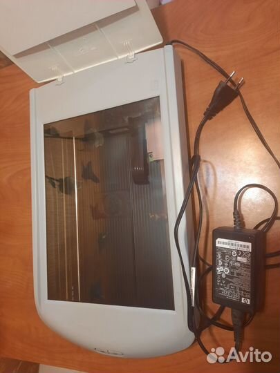 Сканер HP Scanjet G2410