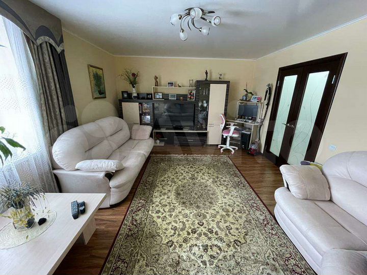 2-к. квартира, 66,9 м², 3/6 эт.