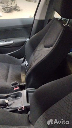 Задние сиденья Peugeot 308