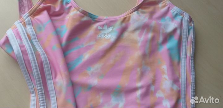 Adidas слитный купальник