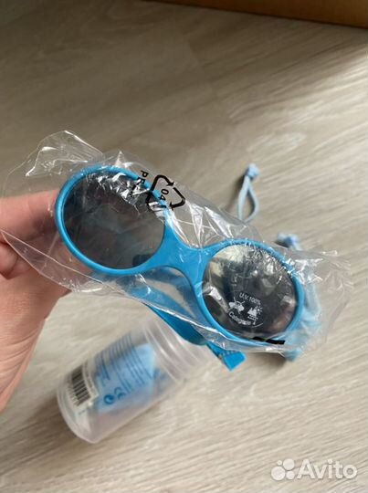 Новые UF очки от солнца на 1-3 года с резинкой