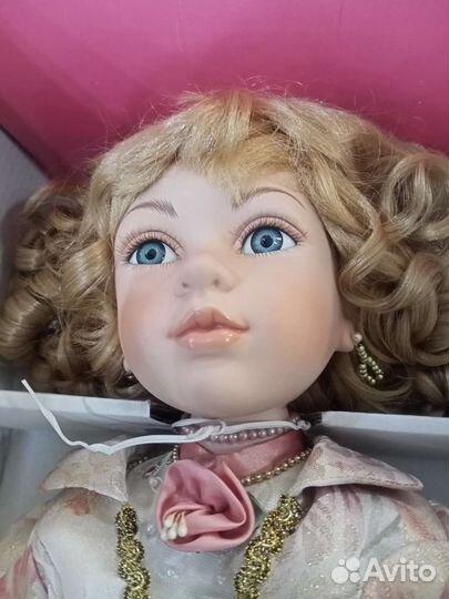 Кукла фарфоровая коллекционная клеймо