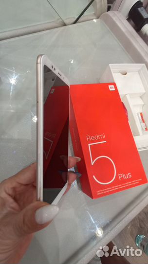 Xiaomi Redmi 5 Plus, 3/32 ГБ