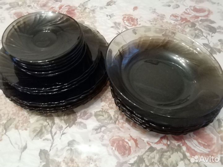 Набор столовой посуды на 6 персон
