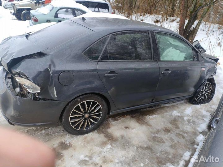 Разбор Vw Polo sedan 1.6 cfna МКПП запчасти б.у