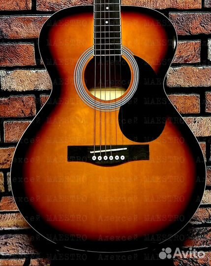 Акустическая гитара формы фолк-джамбо Новая