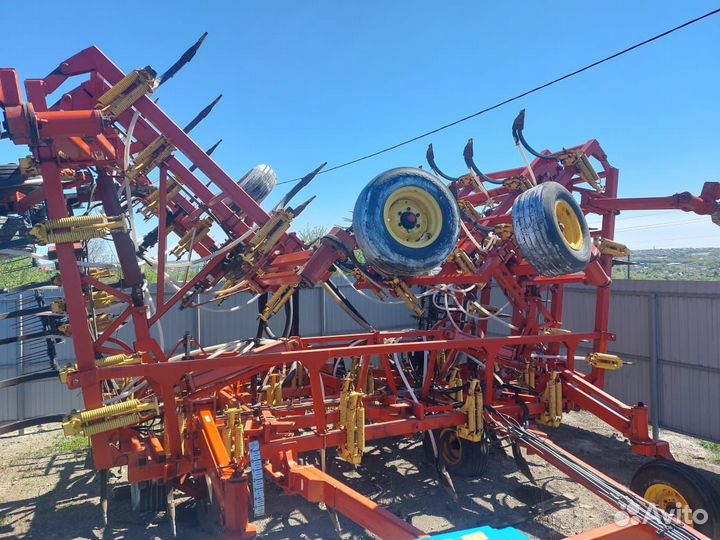 Сеялка Bourgault 8810, 2011