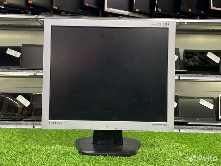 Монитор Samsung 710V