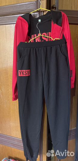 Сортивный костюм