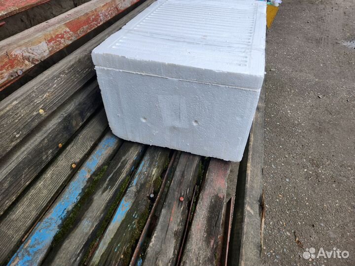 Пенопластовая коробка