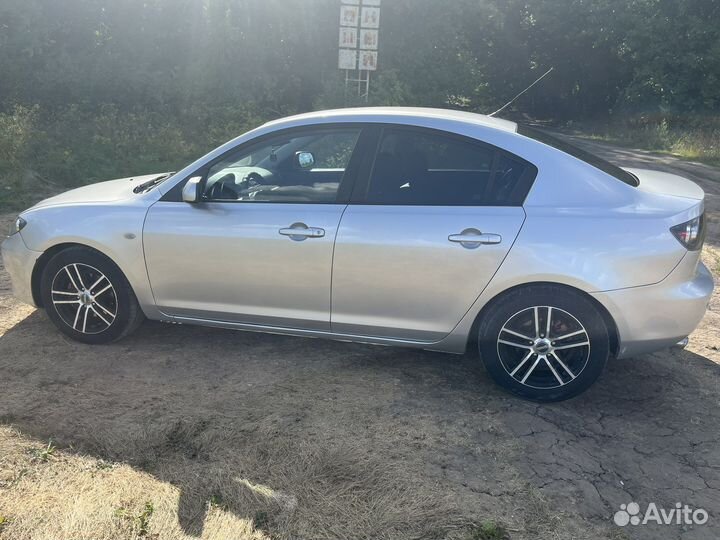 Mazda 3 1.6 МТ, 2005, 274 858 км