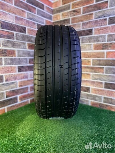 Triangle EffeXSport TH202 265/35 R18 и 245/40 R18 97Y