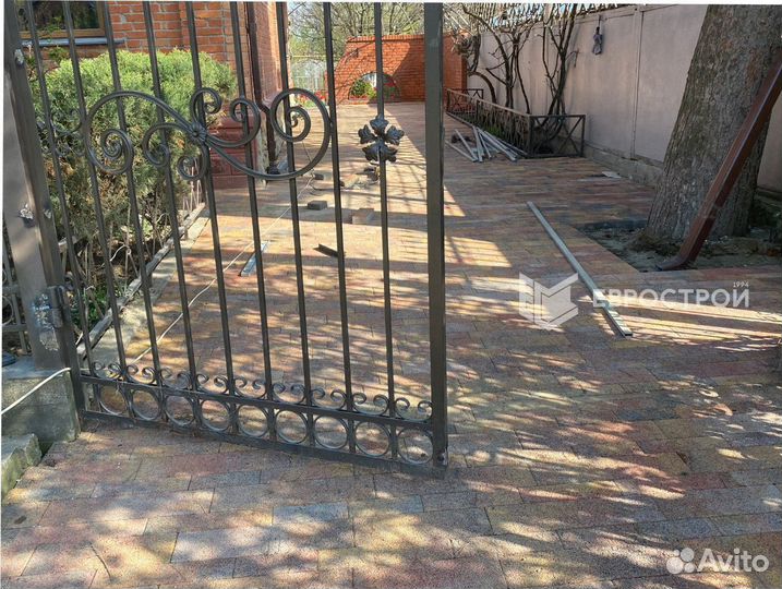 Тротуарная плитка с работами под ключ