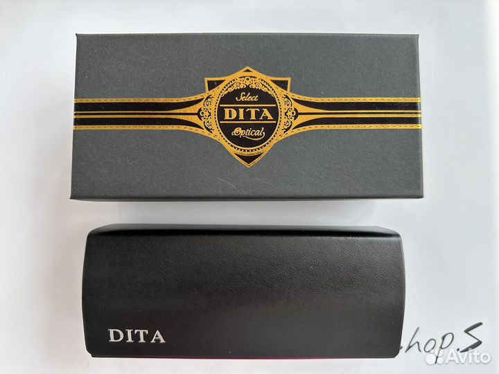 Футляр для очков Dita