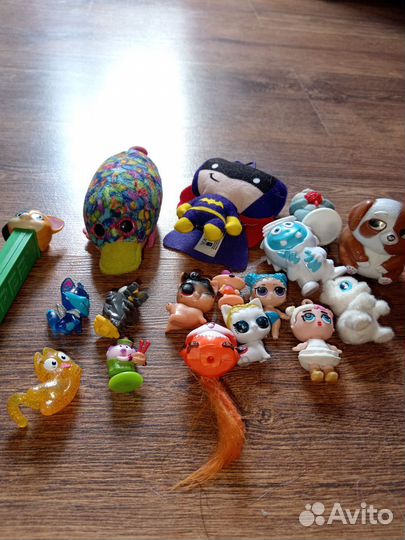 Много игрушек
