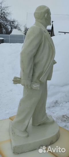 Статуя Ленина