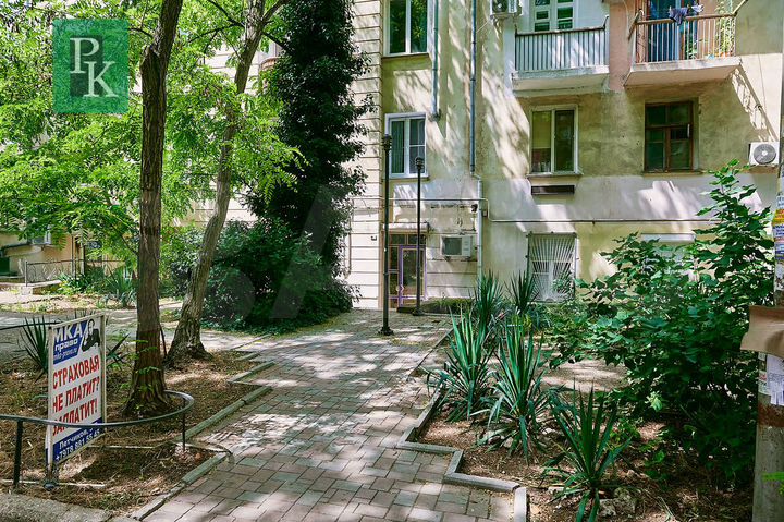 Помещение 14 м2 на Большой Морской