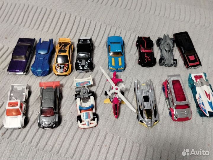 Hot wheels машинки